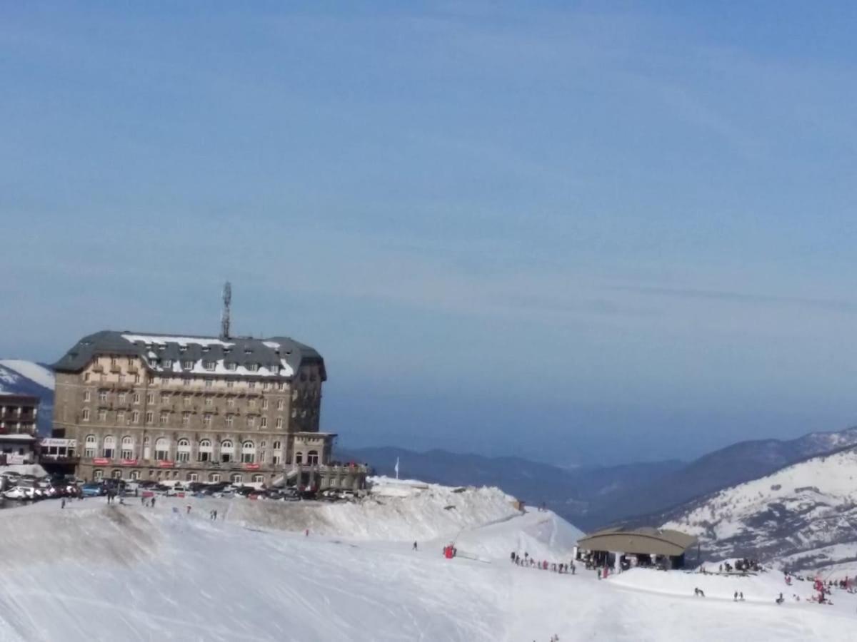 Appartement T2 4 Personnes Wifi Et Climatisation Bagnères-de-Luchon Dış mekan fotoğraf