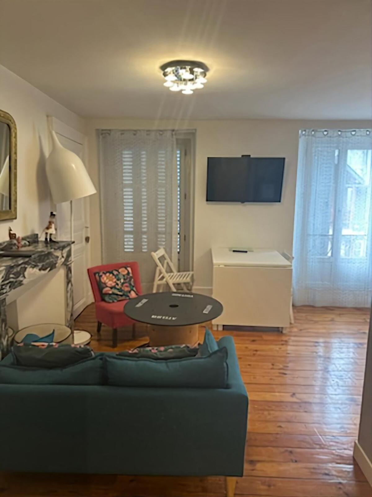 Appartement T2 4 Personnes Wifi Et Climatisation Bagnères-de-Luchon Dış mekan fotoğraf